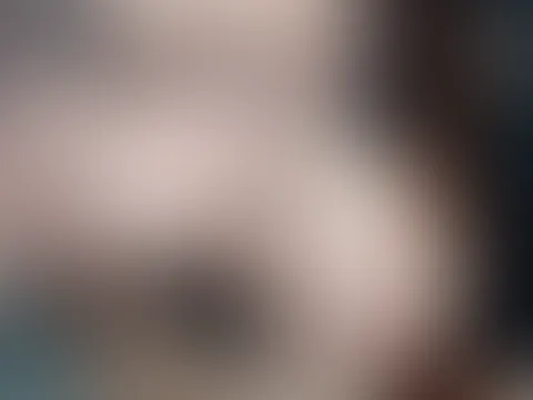 Na wie groß schätzt du die beiden? 🍒 Wer richtig Rät bekommt eine kleine Belohnung