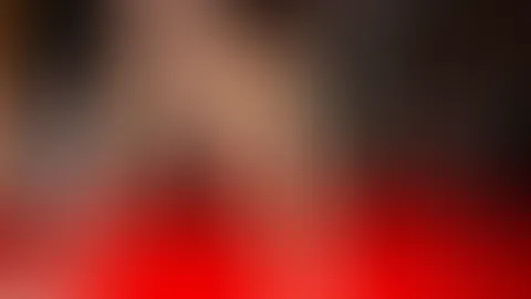 Doggy mit baumelnden nackten Titten