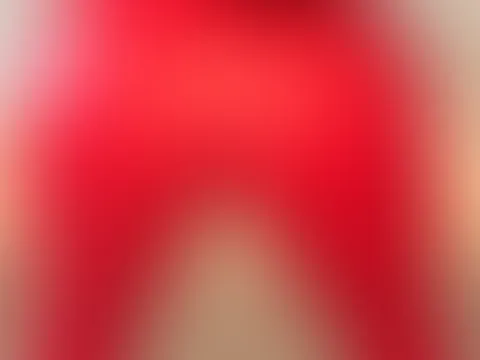 Wie wäre es heute von hinten ? In meiner roten Pairadize Hose.