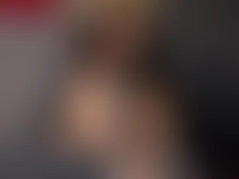 VIDEO : NAHAUFNAHME beim Mastubieren :P