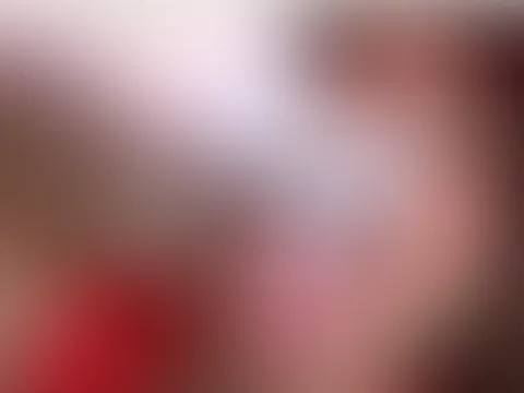 Spielen mit Sahne in alle l*cher