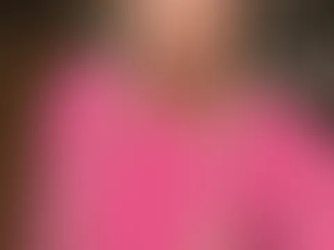 Meine ZARTE Seite... Auch mag ich es gerne Zart. Hauptsache dein S*****z spritzt ordentlich ab. 😈😈😈