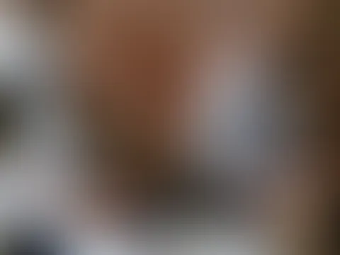 Soll ich lieber den BH wieder ausziehen?
