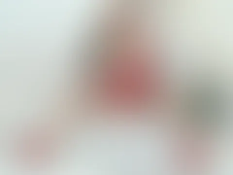 Santa Rosella p**st für dich geil ab am Nikolaus-Tag!