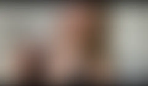 Hey mein Lieber, Ende des Monats wird das Geld schon mal knapp, daher hier mal ein etwas preiswerteres Video für dich 😏 Eine W***sanleitung, in der du dir vorstellen sollst, wie ich deinen S*****z bl
