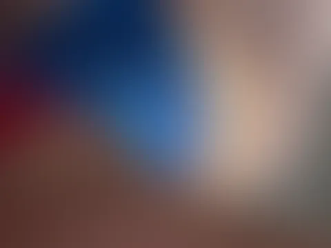 Sexy Spider-girl zeigt ihren sexy curvy body😛🕷️🍒🍑