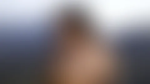 Hier draußen in den Bergen, mit diesen prallen, saftigen Titten, die ihr anbeten könnt. Wer ist bereit, diese Cowgirl-Titten zu preisen? 🦅  Out here in the mountains with these big juicy tits for you