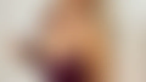 Wer hat Lust auf einen heißen Chat mit  mir ? Ich wäre online!