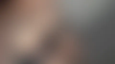 On holiday, you can really let your hair down.😍🤤 Swipe over to see what you’ve got me up to.🤯