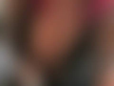 Gleich seit ihr live dabei bei . Mein Ehemann bekommt jetzt gleich einen geilen Blowjob🍆🍆🔥