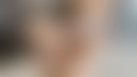 Was gefällt dir besser: meine nackten Milf Titten oder meine nackten Füsse?