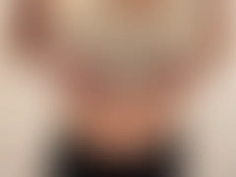 Schau dir meine Brüste an ❤️