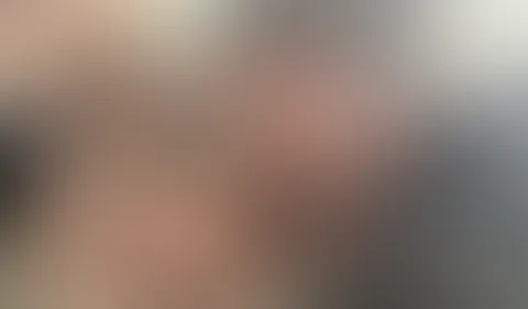 Überraschungsbesuch vom Fremdf**ker! B****n, lecken, f**ken + XXL C******e!
