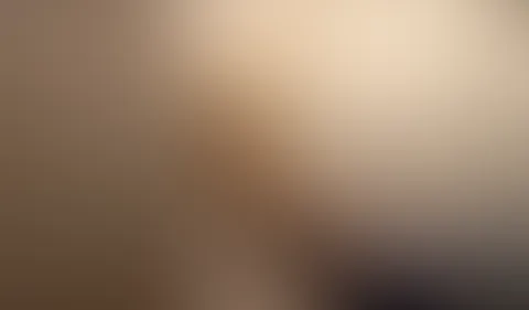F**k die Teenyschlampe und bring sie zum Squirten