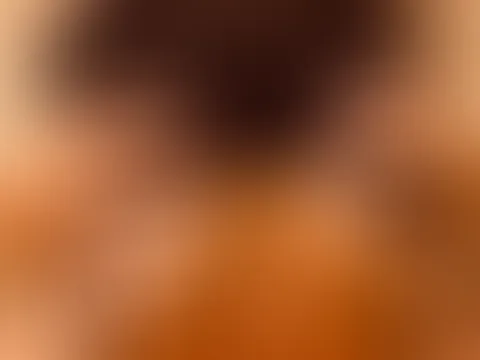 Meine Brüste bekommen eine Massage