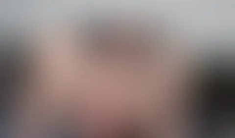 Na, wie sehr genießt du es gerade mit dabei zuzuschauen? 🥵