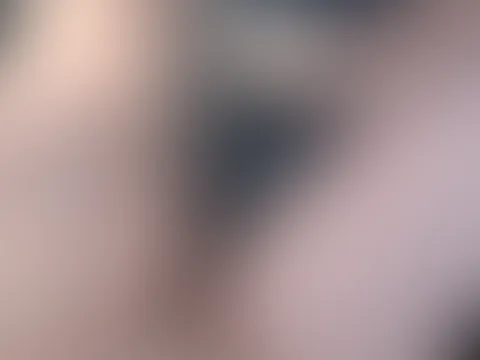 Hier im Auto ? Hab mich schon mal frei gemacht 😇
