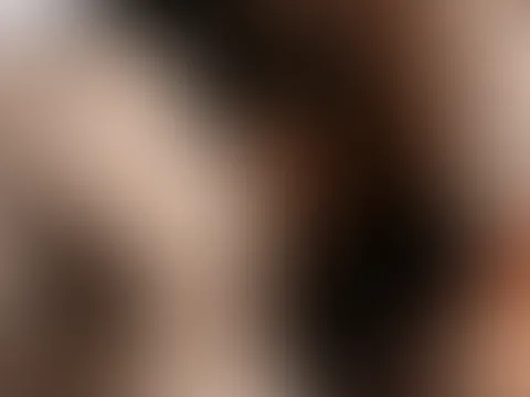 NYLON - FEETS - AZZ 👣🍑🍑🤤