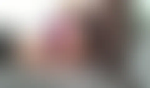 Vibrator bringt mich geil zum Kommen! Ich wollte ja eigentlich was ganz anderes machen, aber das wird nichts... darum einfach mal eine ganz klassische Masturbation mit meinem großen, vibrierenden Lil
