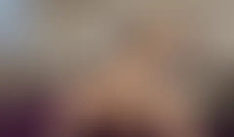 Das war doch mal geil! Die Feder von gestern war perfekt zum anheizen. Der Orgasmus war gleich viel intensiver und ging glaube ich auch relativ schnell hihi Was sagst du dazu? Würdest du es gerne mal