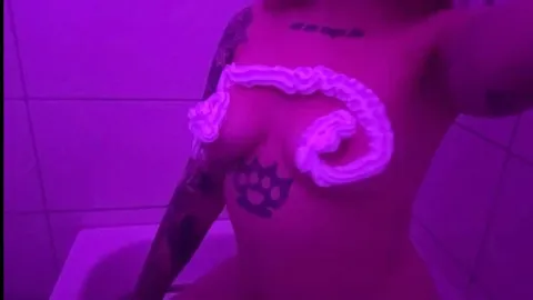 Kate massiert meine Titten mit Schaum in der Dusche 💦