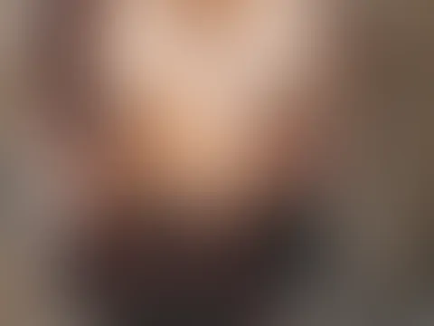 Kleines, versautes Schulmädchen 🔥