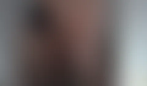 Ging das zu weit? Der Mann meiner Freundin f**kt mich unter der Dusche!