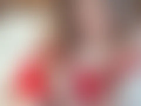 Bald ist Abend… 😈 Licht gedimmt, Musik langsam, Körper bettelt schon nach was Heißem und Langsamem…