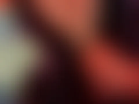 Ein Hauch von Versuchung. Ein Klick von mehr entfernt