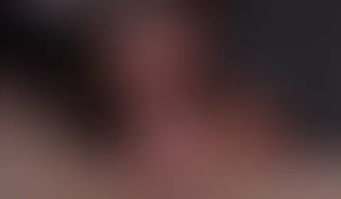ALLES VOLLER SAHNE! Blowjob mit krassem C*****t auf die BRILLE!