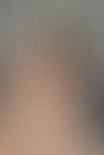 Willst du sehen, was ich unter diesen beiden Händen verstecke? Dann komm her und schau es dir an 😈