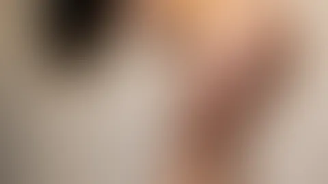 Mein A***h strecks sich schon schön für dich, nur die Heels an, zieh mir den Plug raus und f**k mich