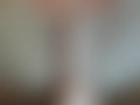 Mit neuen Spielzeug