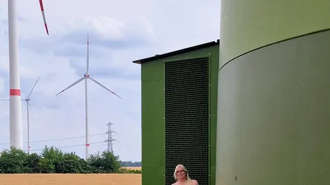 The midday heat by the wind turbine... 🌬️🔥