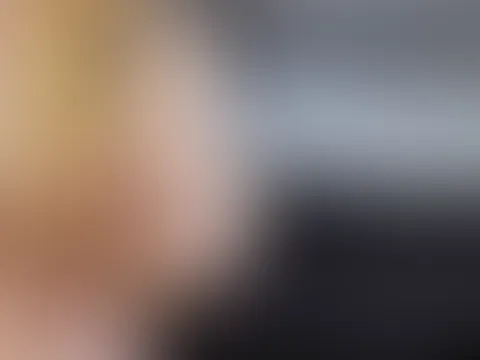 Willst du mehr (bzw weniger) sehen? Dann schau in das neue Album🔥