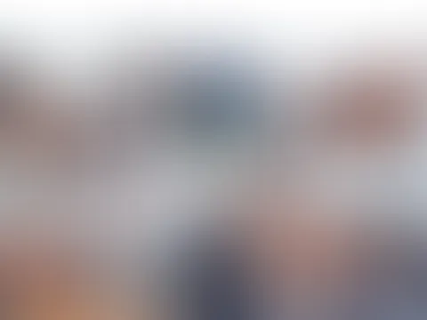 Gleich für Euch verfügbar ,, Im fremden Bett - Überraschungseffekt und zwei S******e in meinem engen F***enloch