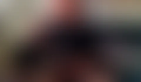 Geiler Dildo F**k in Strapse! Meine Milf-f***e braucht S*****z!