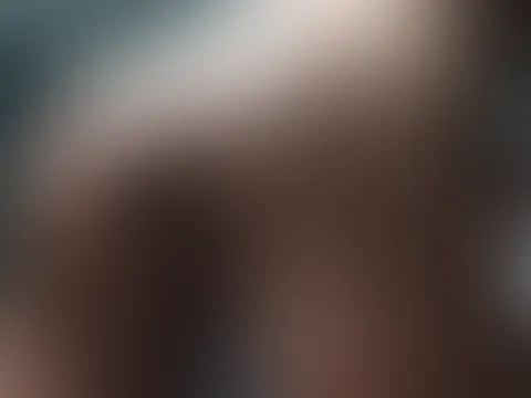 Wie gefällt dir mein sexy Hintern? Würdest du ihn gern anfassen? Schau ihn dir ruhig ganz genau an – fest, rund und perfekt zum Streicheln, zum Klapsen und für ganz schöne unanständige Gedanken. 😈💋