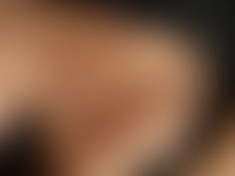 Do you like small breasts?😘