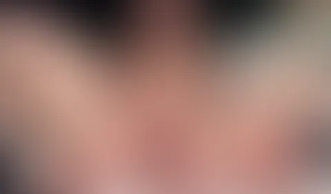Vavis erster Footjob in Nylons!