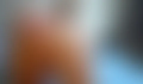 Geiles WE wünsche ich dir. Willst du mich so auf dem Bett?