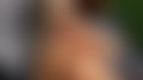 Die letzten Sonnenstrahlen am Wochenende genießen und es sich geil besorgen  spritz mit 😜