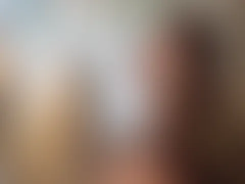 Frauen die auf süß tun, aber eigentlich voll versaut sind, sind doch eh die Besten oder? 😏