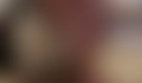 Na willst du mich auch Mal an und aus ziehen und mir die Nylons rauslegen