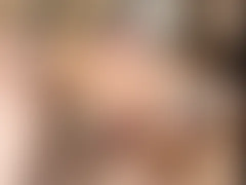 Er hat sich auf einen wilden Blowjob gefreut....
