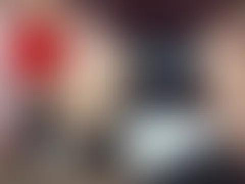 9 S******e und ein Frauen-Arschloch! A**l-GangBang in Hamburg! Teil 1