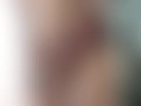 Frisch aus der Dusche... 💦 Wenn du die Chance hättest, welcher Stelle würdest du die meiste Aufmerksamkeit schenken? 😏💋