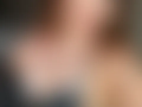 Schau dir meine P***y von nah an 💦