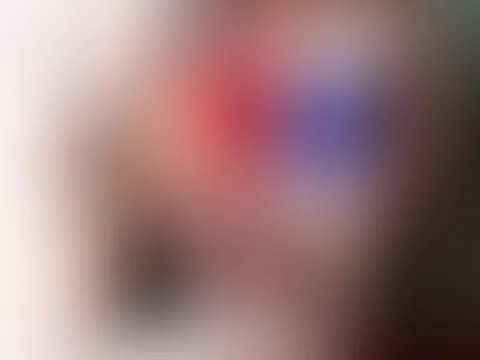 ⏰ Heute um 12 Uhr ist es endlich soweit! 🔥✨  Unser XXL-Special geht heute online! ❤️ Drei heiße Girls, exklusive Inhalte und jede Menge Überraschungen warten auf dich. 😍  💎 Gesamtwert von über 150 