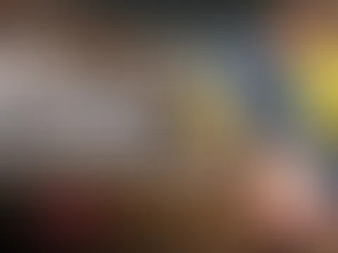 Nora zeigt ihre perfekten Füße